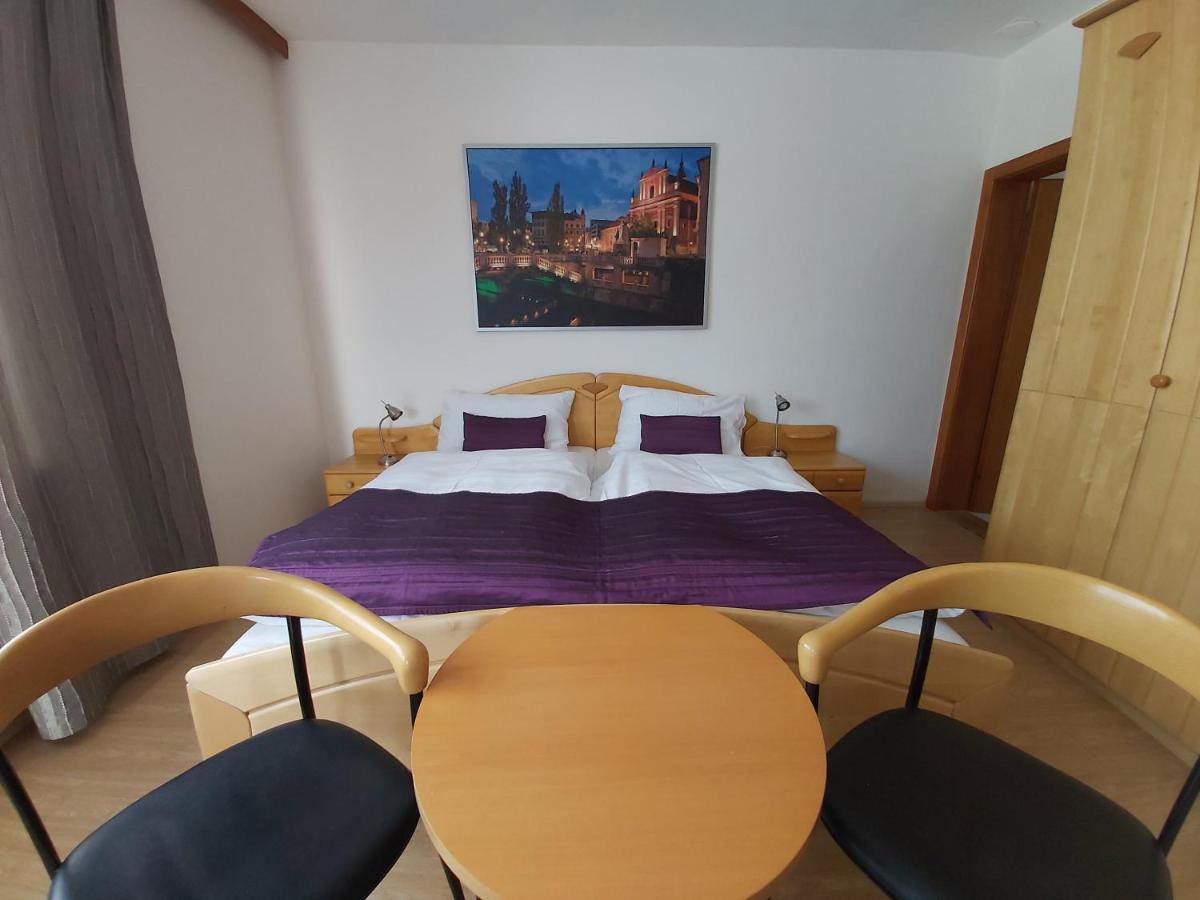 B&B Pension Karlsdorfer Hof Seeboden Zewnętrze zdjęcie