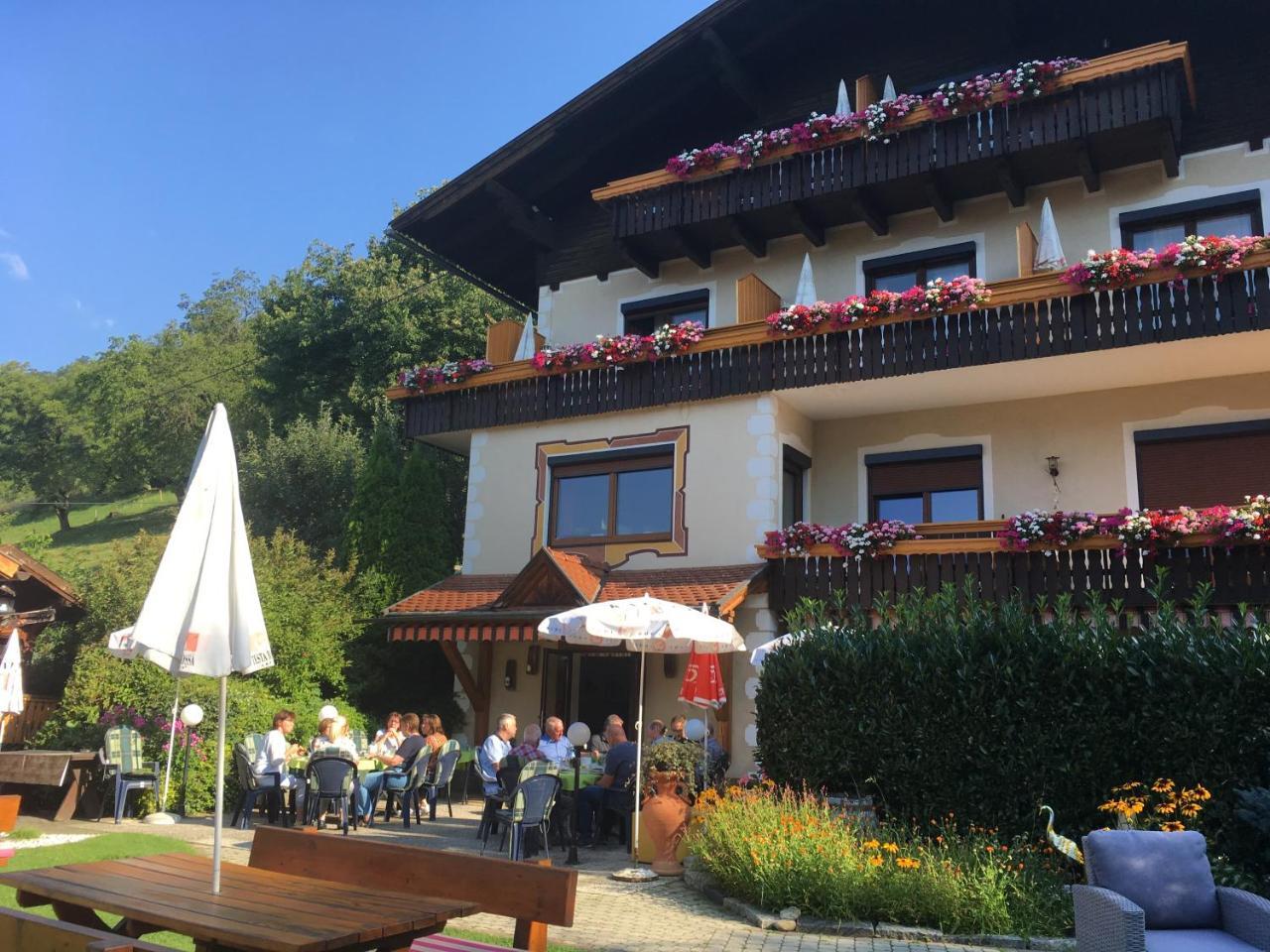 B&B Pension Karlsdorfer Hof Seeboden Zewnętrze zdjęcie