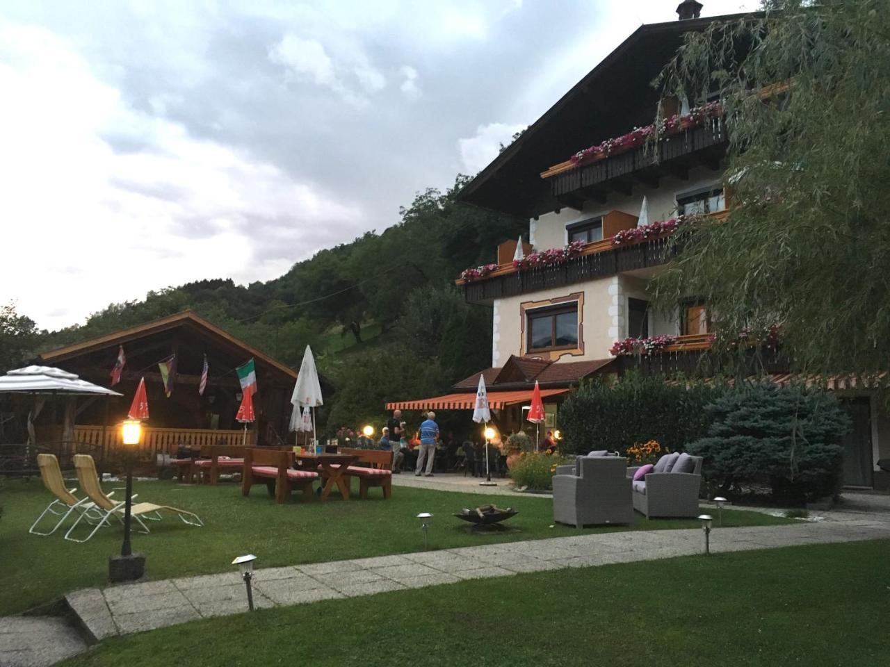 B&B Pension Karlsdorfer Hof Seeboden Zewnętrze zdjęcie