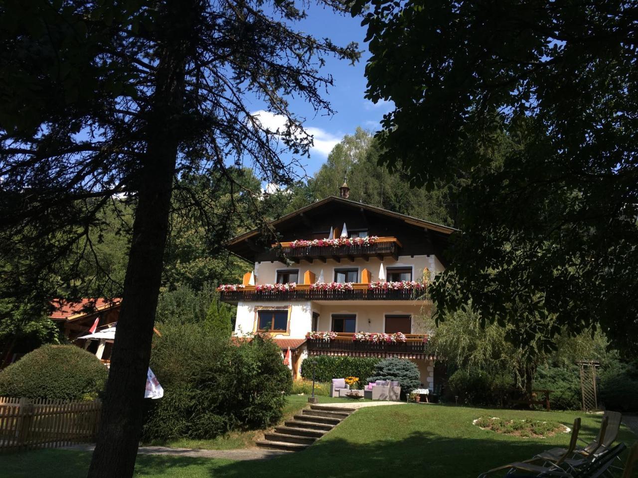 B&B Pension Karlsdorfer Hof Seeboden Zewnętrze zdjęcie